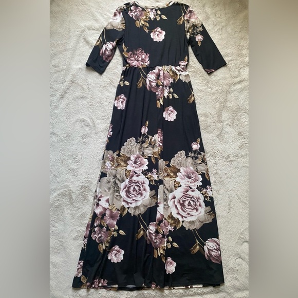 Paisley Grace Floral Maxi Dress 💕 - Picture 6 of 8